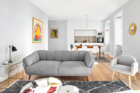 JOIVY Marvelous 3-bed home with astonishing view and terrace, nearby St George Castle